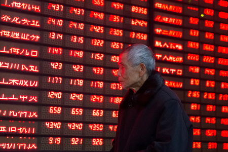 China stocks fall on foreign outflows, weak sentiment