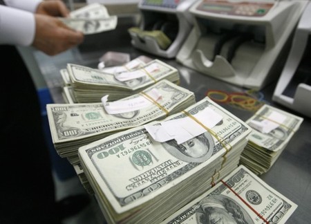 Dollar ticks up, US inflation data tops this week’s bill
