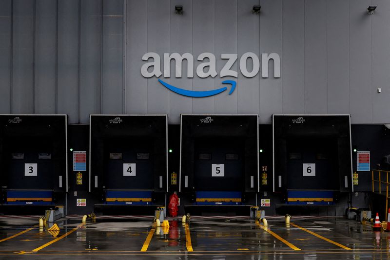 Amazon agrees deal with most Spanish workers over Cyber Monday walkout