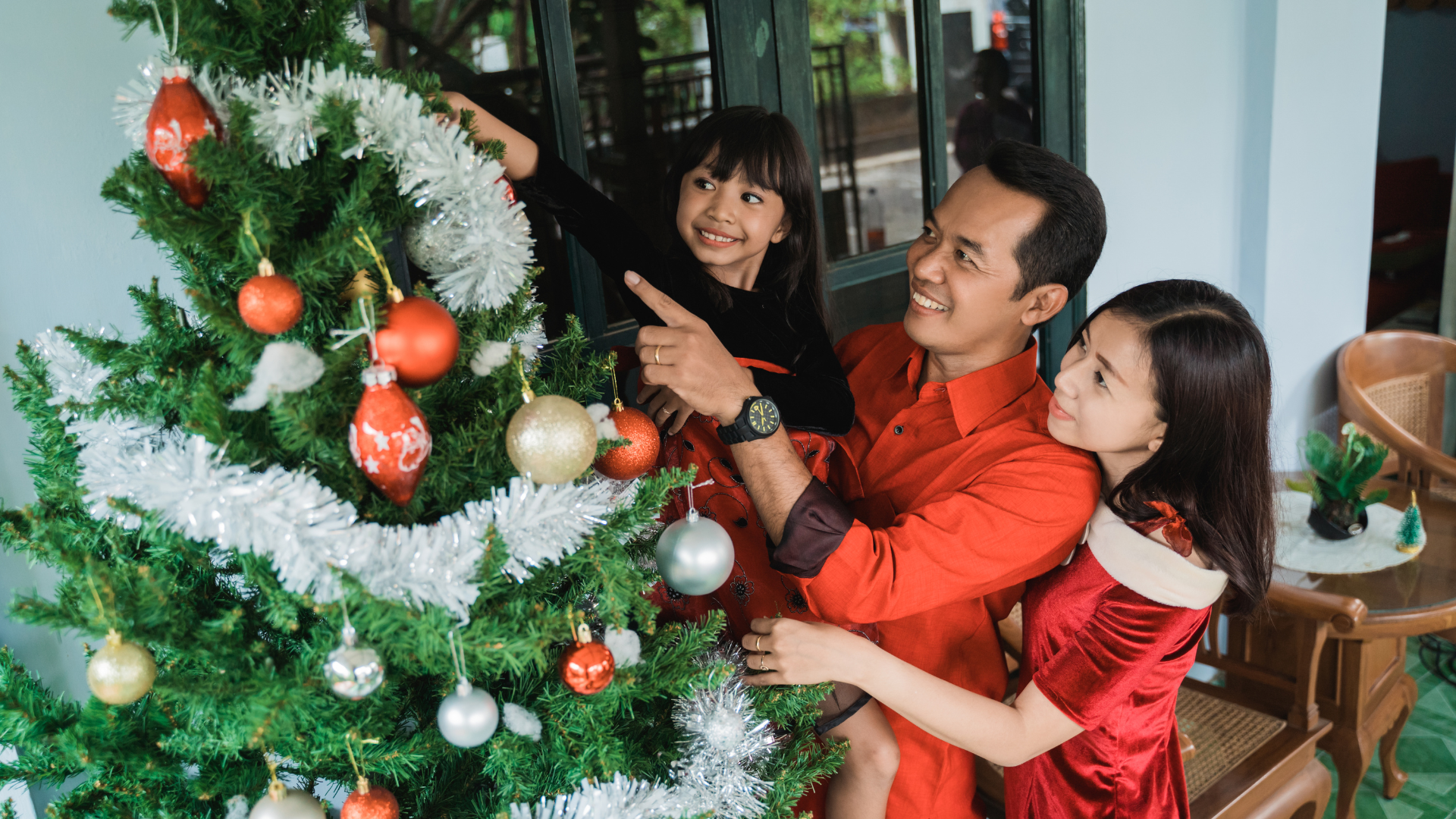 How to celebrate a stress-free Christmas season