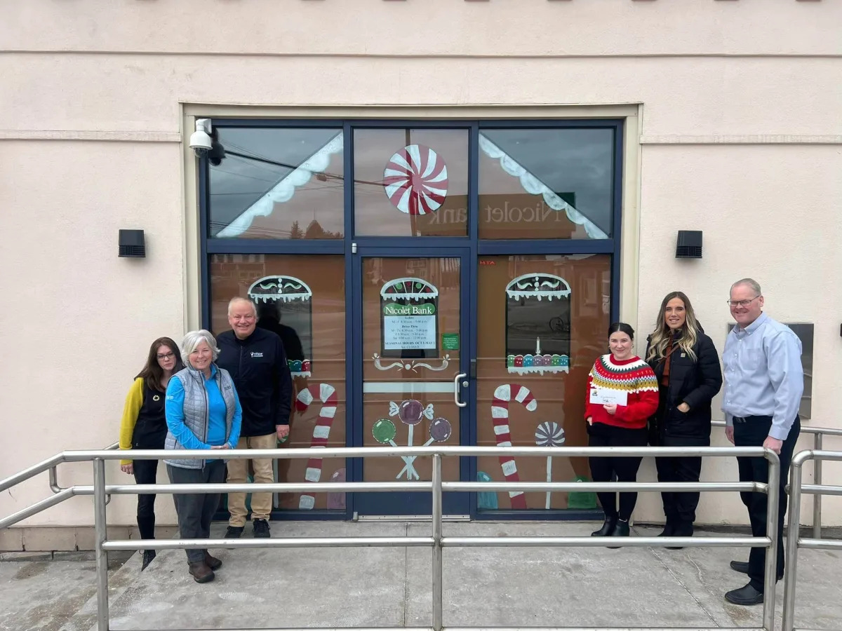 Downtown Sault decks the halls for second annual Christmas decorating contest