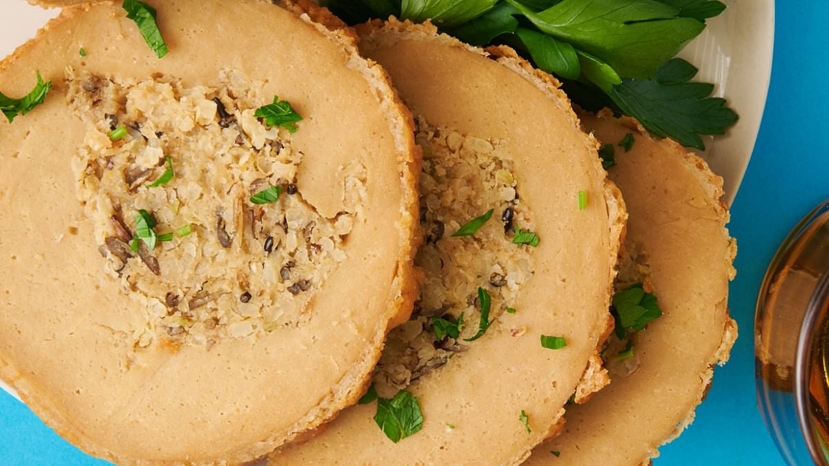 Gruesome video reveals how TOFURKY is really made