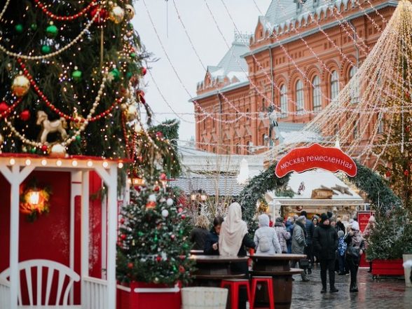 Business News | Moscow Invites You to Plunge into a New Year’s Fairy Tale | LatestLY