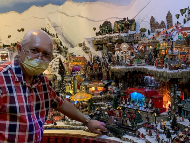 Bacolod’s miniature Christmas village adds real essence of season | Inquirer News