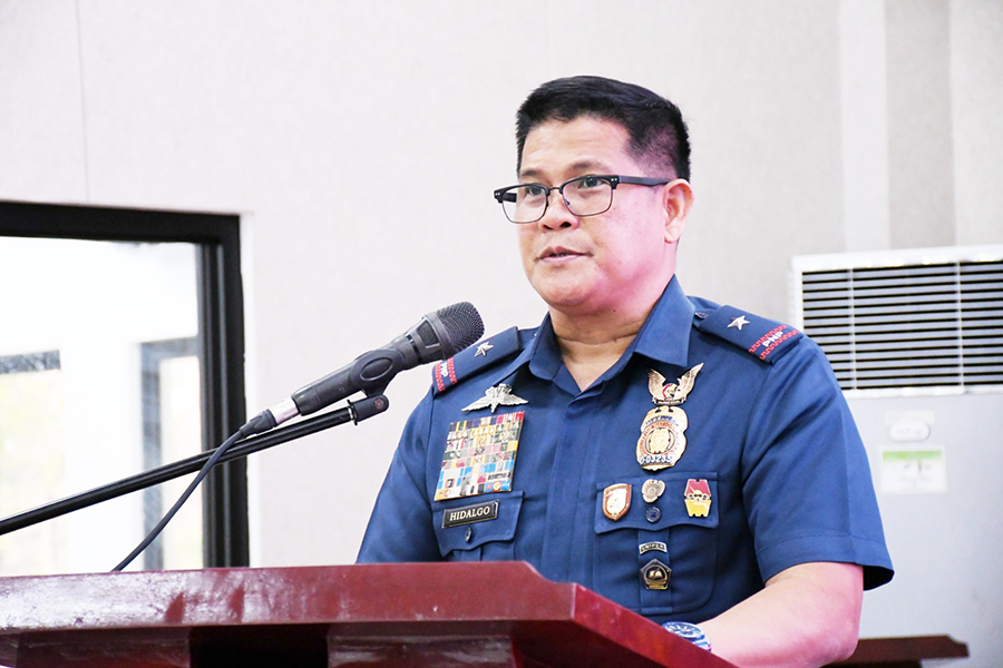 PRO-3 cops warned vs soliciting, accepting Yuletide gifts