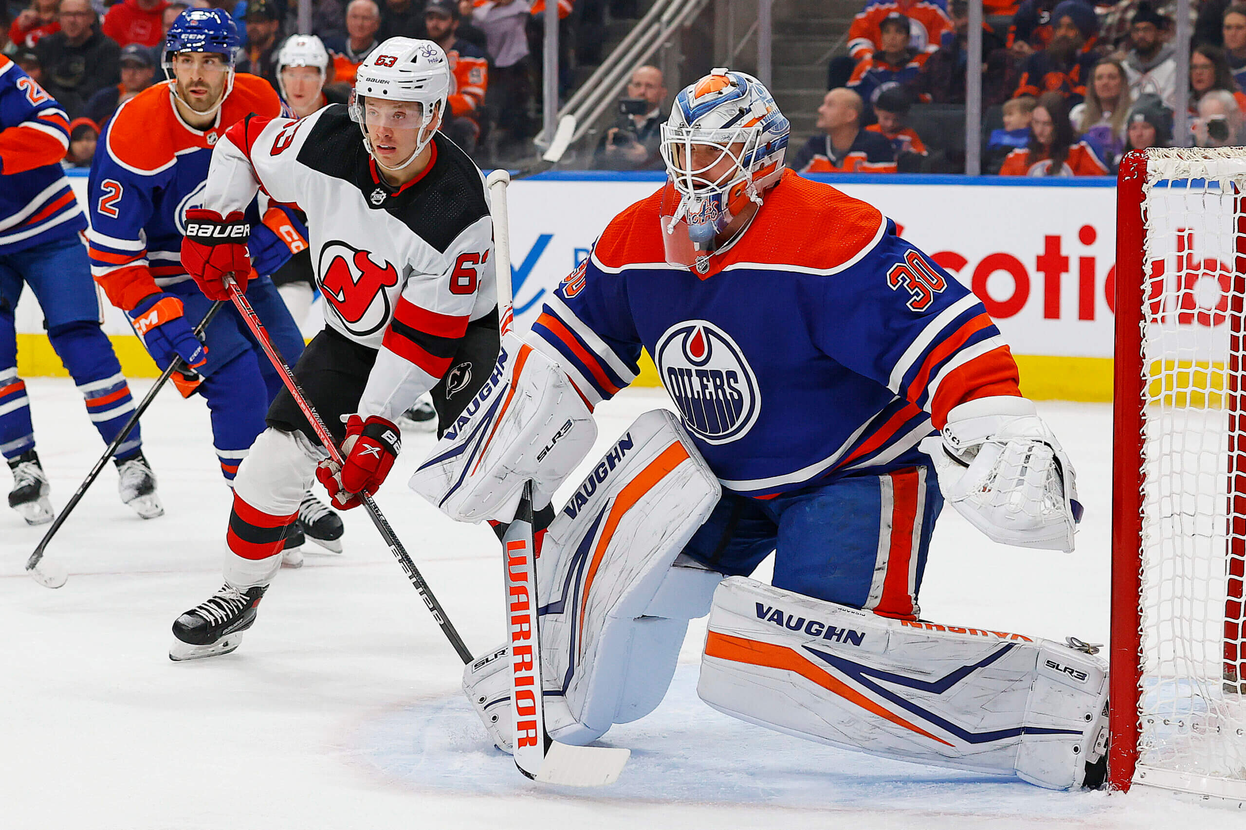 Calvin Pickard’s play and improved defending give Oilers time to make a goalie trade