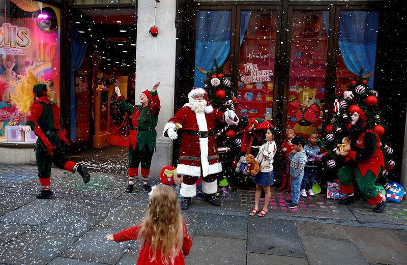 Analysis-Santa’s sleigh to be lighter as people buy fewer toys