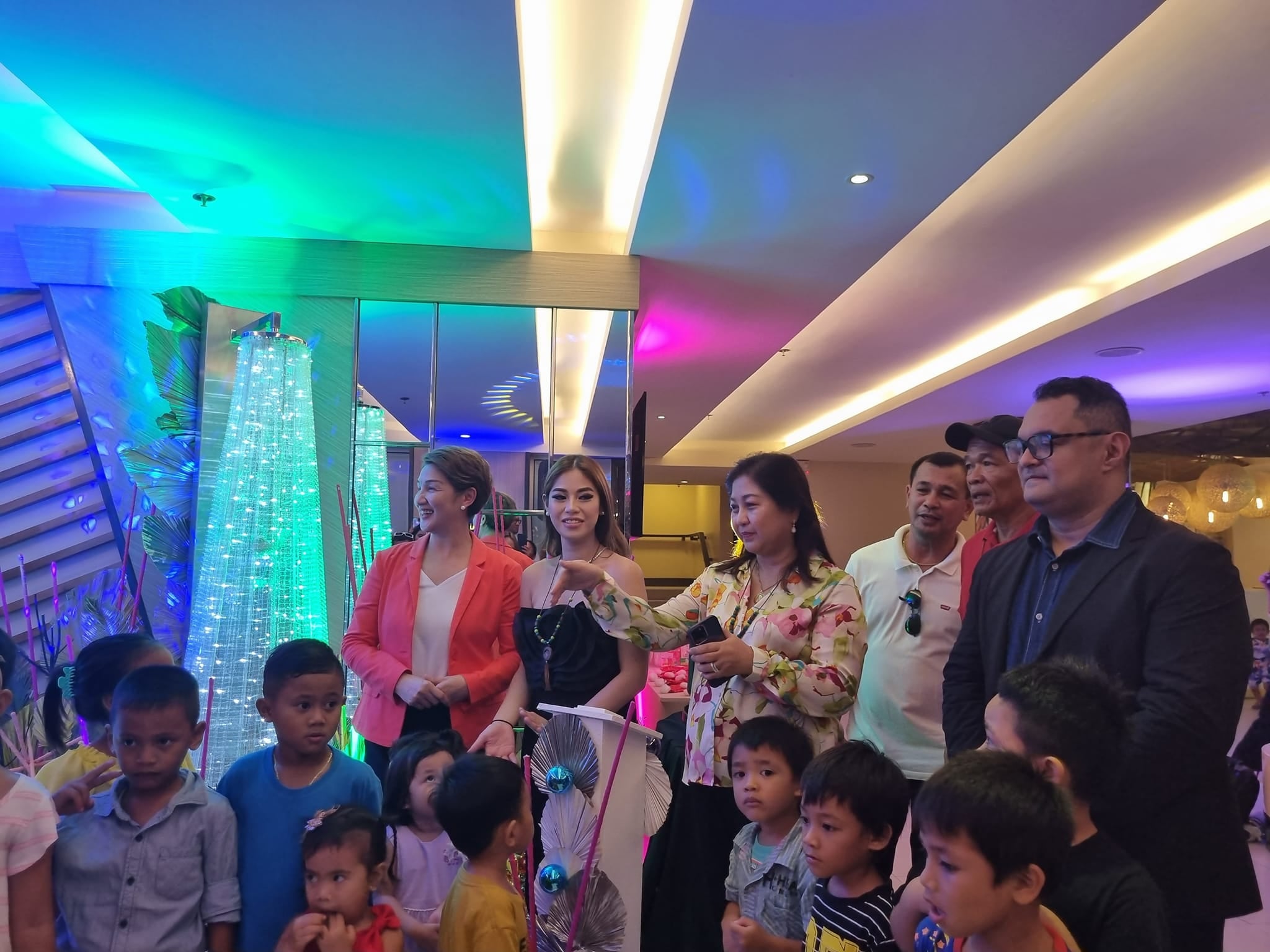 BE Resort Mactan Celebrates the Holidays with Unique Christmas Tree | Cebu Daily News