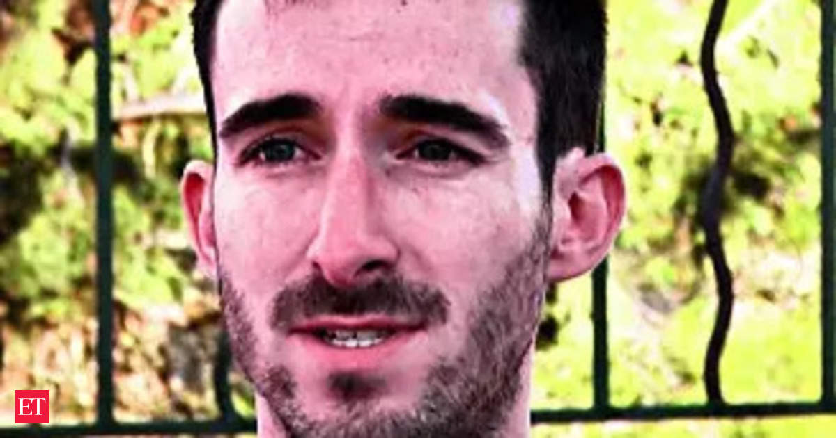 British teen Alex Batty arrives in UK 6 years after vanishing