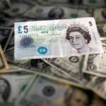 Grim UK retail sales knock sterling and lift gilts