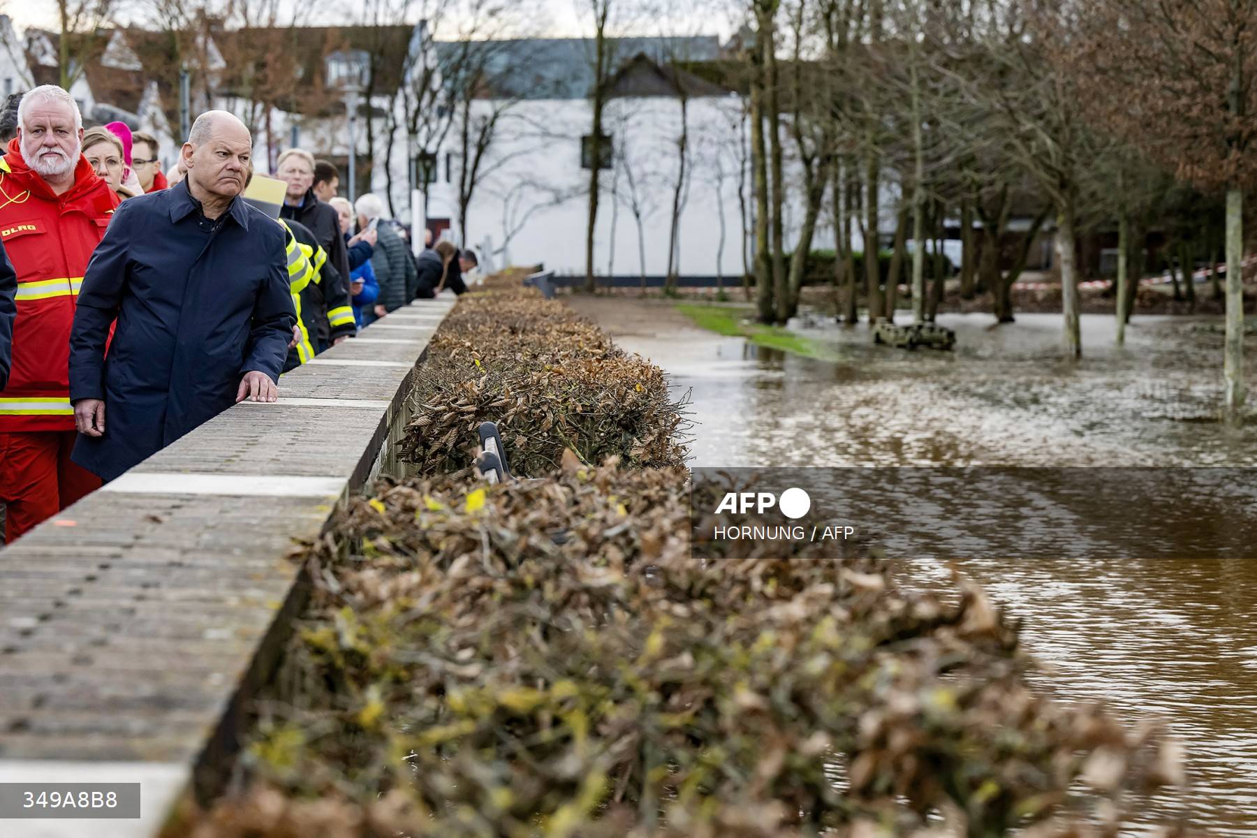 Scholz visits flood-hit northern Germany