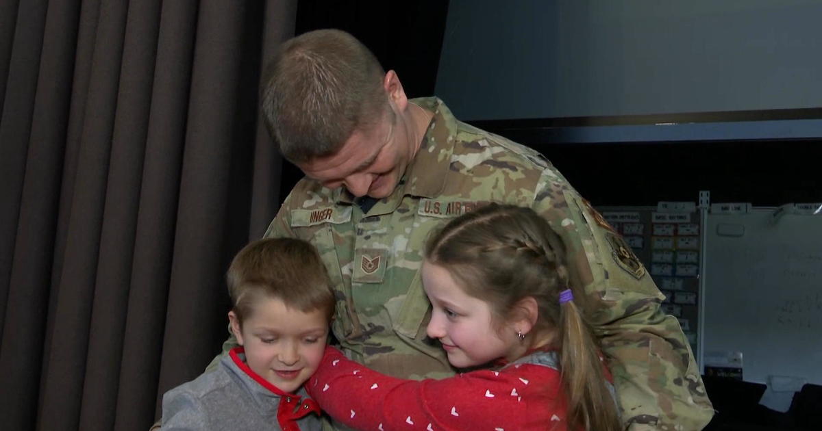 Kids at Hallowell Elementary in Horsham get surprise reunion with military dad after deployment