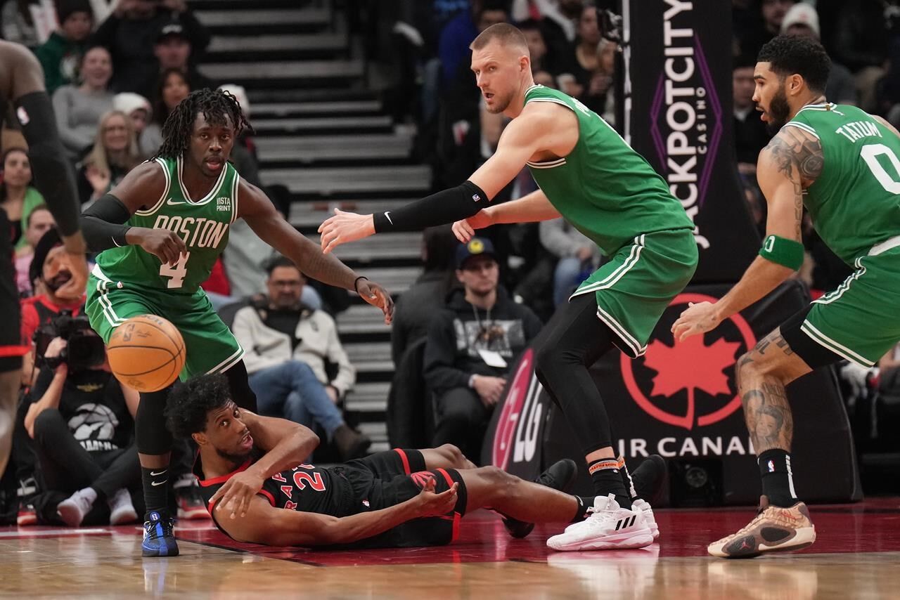 Jayson Tatum powers Celtics past Raptors 105-96; Toronto drops fourth straight