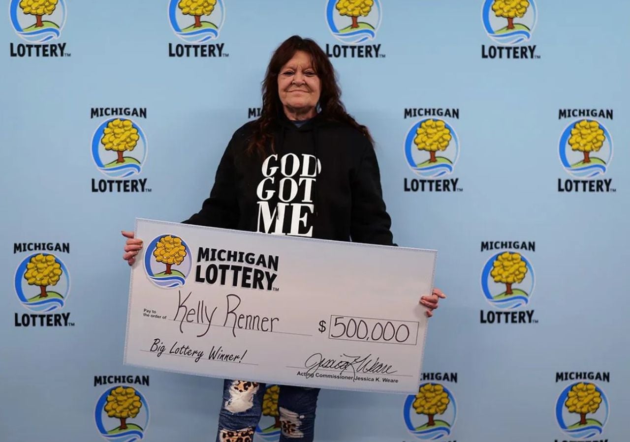 Michigan woman having ‘really tough year’ wins $500K playing holiday lottery game